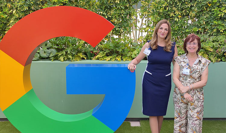 Victoria Ramos González, secretaria de la AEIT-Madrid, participa en la Jornada Técnica de Google en Málaga