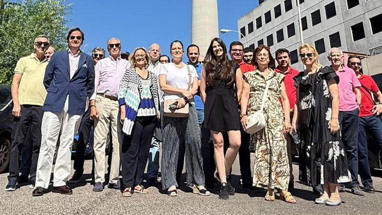 Un grupo de la AEIT-Madrid visita las instalaciones de RTVE en Torrespaña