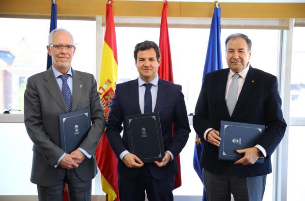 Firma del Convenio de colaboración entre la delegación de la AEIT Madrid, COIT y el Ayuntamiento de Las Rozas